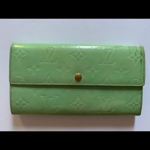 Louie Vuitton Monogram long Wallet